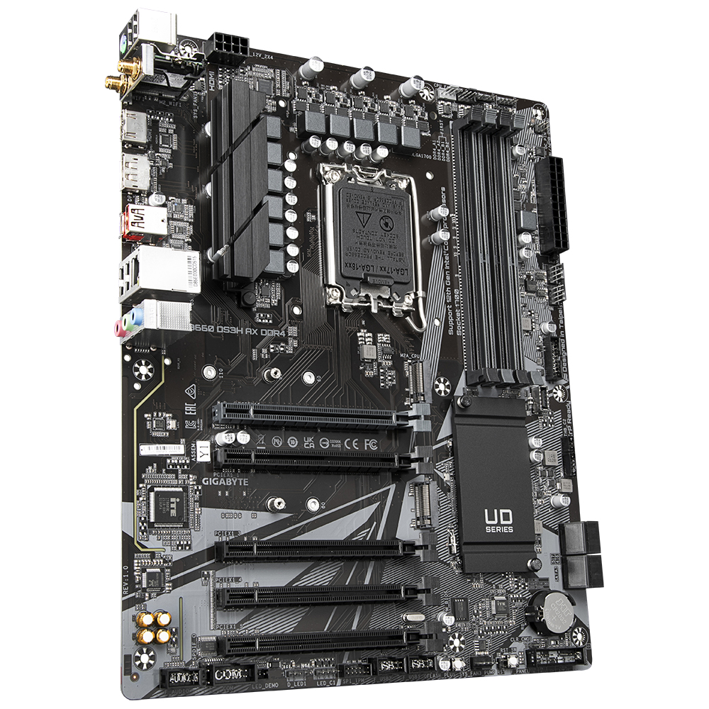 Bekijk afbeelding 3 van Gigabyte 1700 B660 DS3H AX DDR4 - 2xM.2/DP/HDMI/ATX